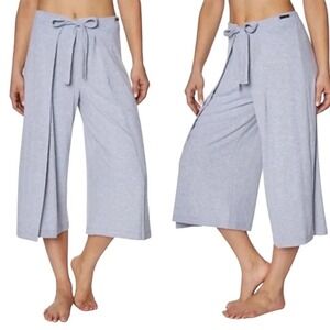 BETSEY JOHNSON Women Wide Leg Ribbed Crop Capris Sz XS Gray Beach Casual 54-5